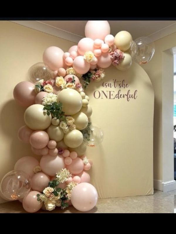 SUMMERY VIVES THEME DECOR