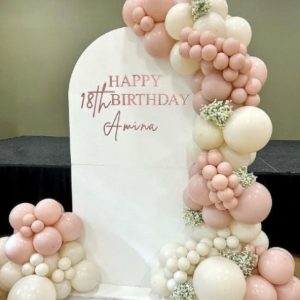 HEY 18TH BIRTHDAY DECOR