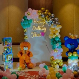 CUTE BABY BIRTHDAY DECOR