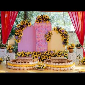 SUNNY SUNFLOWER HALDI SETUP