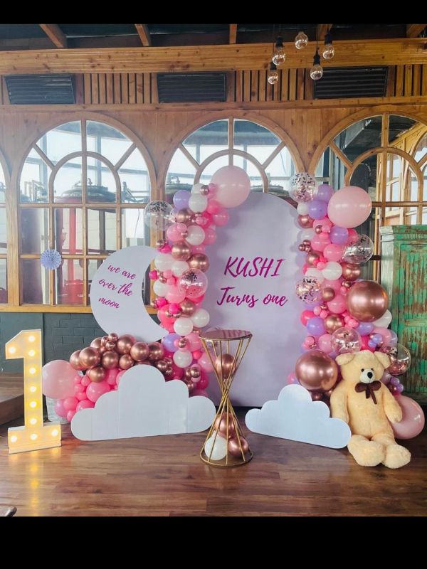 OVER THE MOON DECEOR