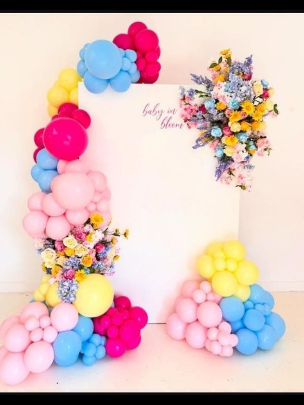 PRETTY LITTLE BABY WELCOME DECOR